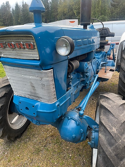 Ford 5000 4x4 10 of 18