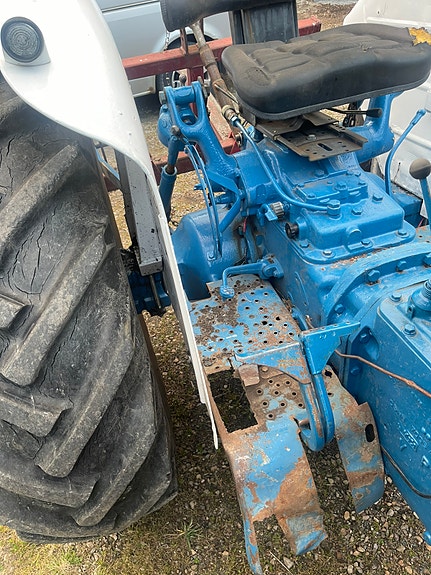 Ford 5000 4x4 7 of 18
