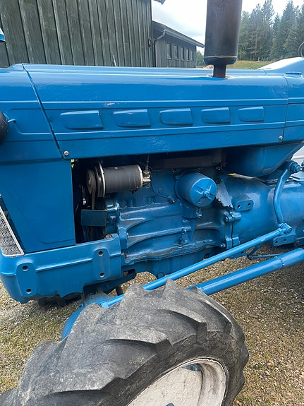Ford 5000 4x4 11 of 18