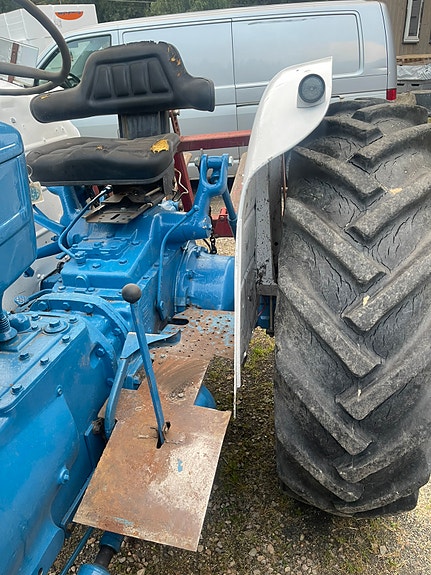 Ford 5000 4x4 13 of 18