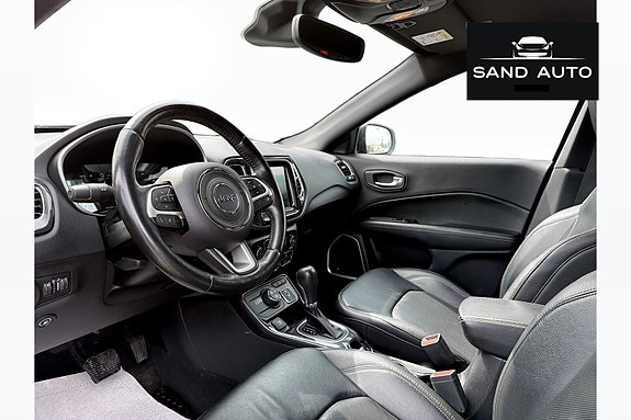 Jeep Compass 10 of 30