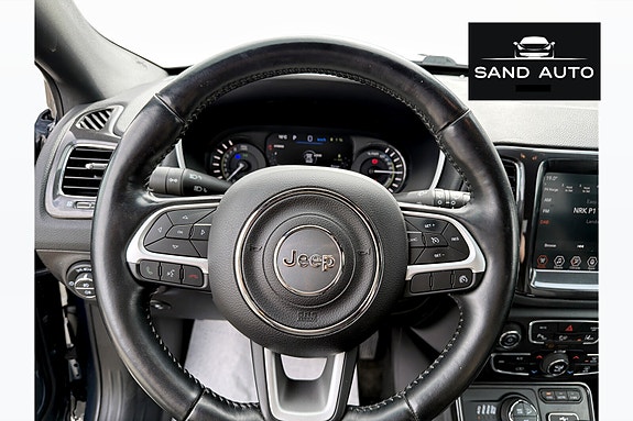 Jeep Compass 21 of 30