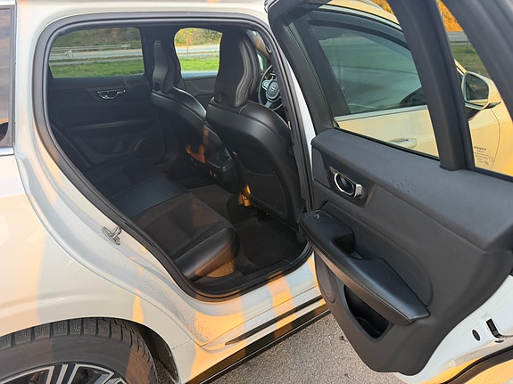 Volvo V60 15 of 27
