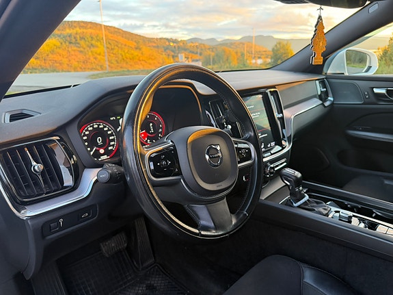 Volvo V60 20 of 27