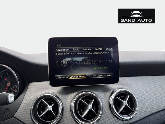 Mercedes-Benz GLA180 29 of 30