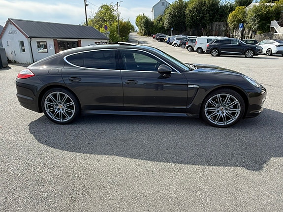 Porsche Panamera 4 5 of 30