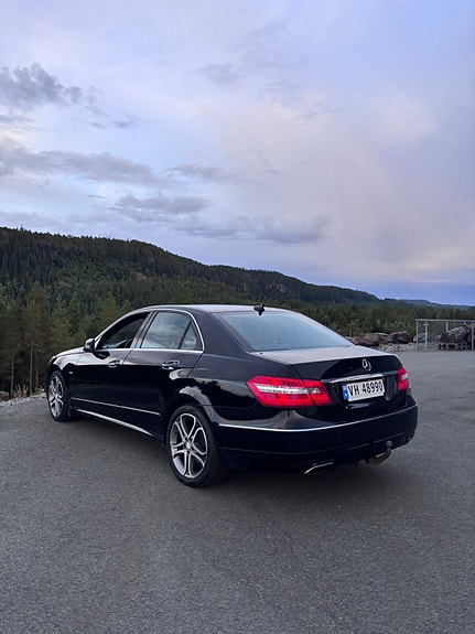 Mercedes-Benz E220 d 10 of 30