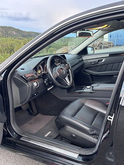 Mercedes-Benz E220 d 19 of 30