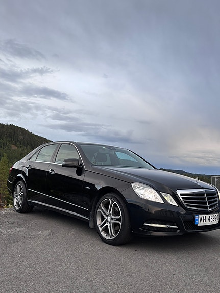 Mercedes-Benz E220 d 6 of 30