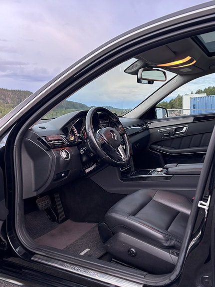 Mercedes-Benz E220 d 16 of 30