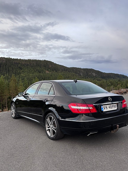 Mercedes-Benz E220 d 14 of 30