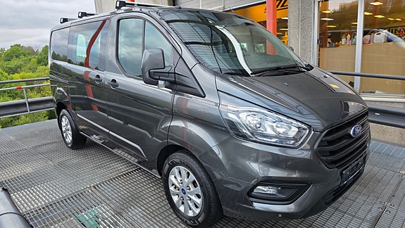 Ford Transit Custom 10 of 30