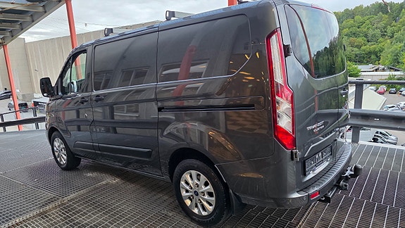 Ford Transit Custom 16 of 30