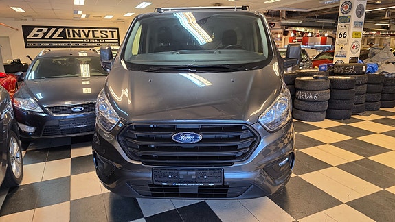 Ford Transit Custom 2 of 30