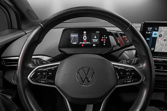 Volkswagen ID.4 18 of 24