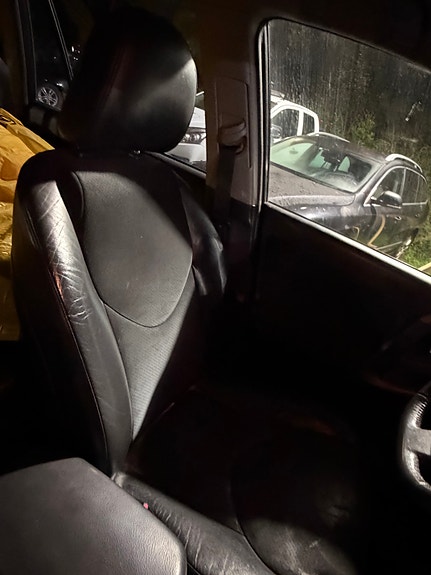 Toyota RAV4 8 of 14