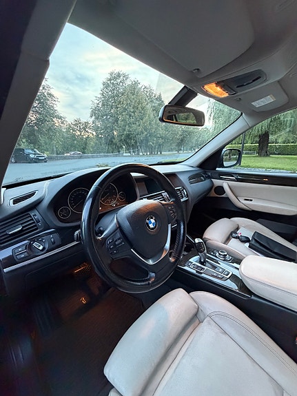 BMW X3 12 of 25