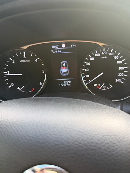Nissan X-Trail 15 of 21