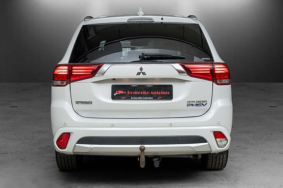 Mitsubishi Outlander 8 of 26