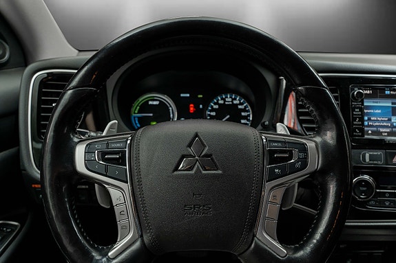 Mitsubishi Outlander 19 of 26