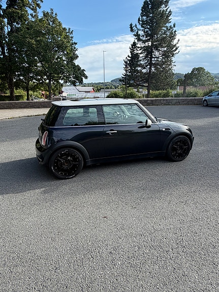 MINI Cooper 4 of 20