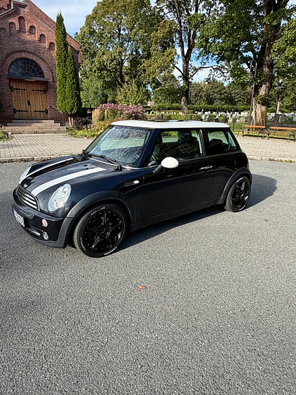 MINI Cooper 7 of 20