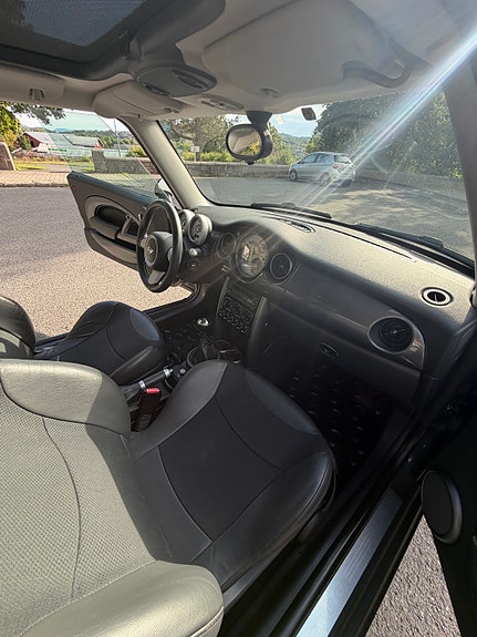 MINI Cooper 11 of 20