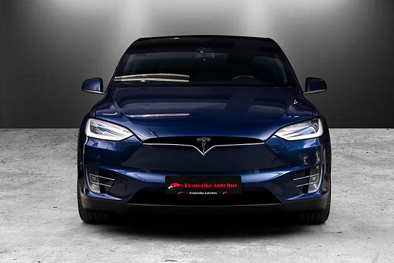 Tesla Model X 3 of 30