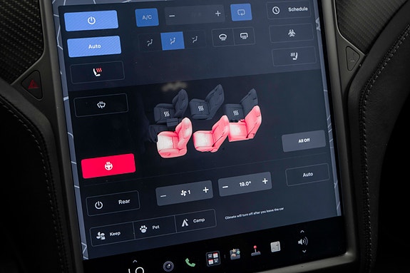 Tesla Model X 27 of 30