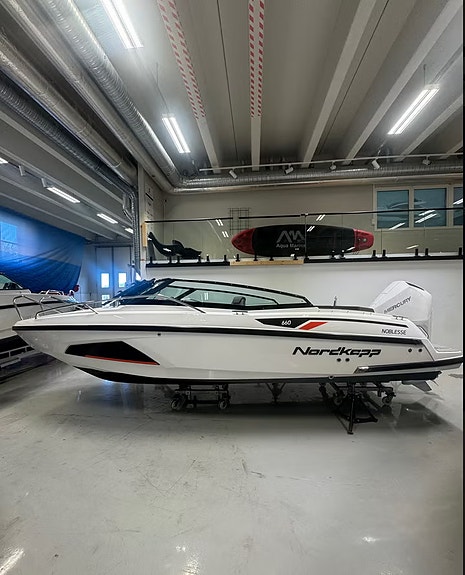 Mercury 200hk V6 hvit, Highline+ meget velutstyrt 2 of 15
