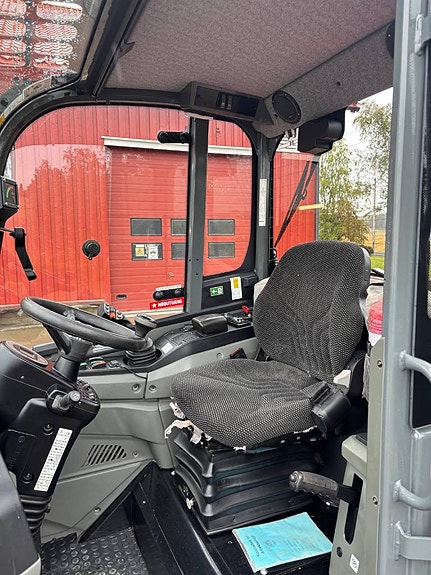 Weidemann 4080LPT 9 of 10