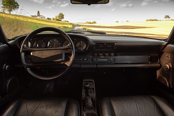 Porsche 911 27 of 30