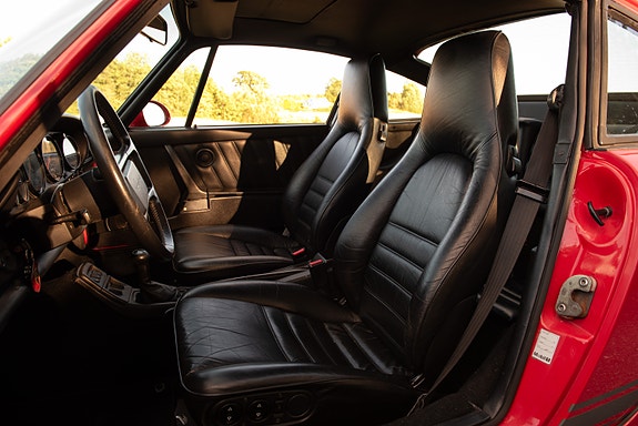Porsche 911 5 of 30