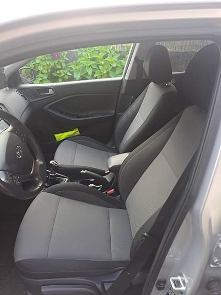 Hyundai i20 7 of 9