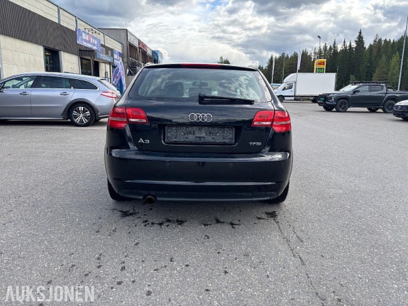 Audi A3 6 of 12