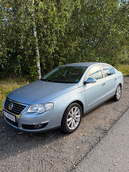 Volkswagen Passat 5 of 15