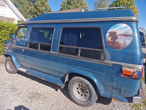 Chevrolet G30 12 of 20