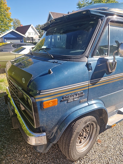 Chevrolet G30 11 of 20