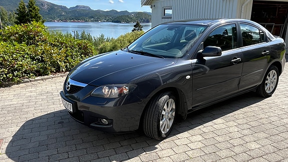 Mazda 3 10 of 30