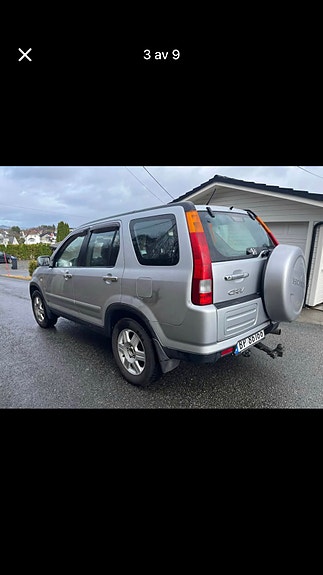 Honda CR-V 3 of 9