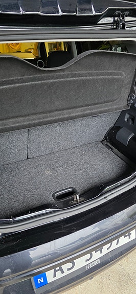 Volkswagen UP! 10 of 12