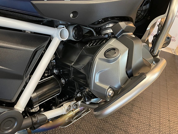 BMW R 1250 GS Adventure Trophy * LOW * AKRAPOVIC * SERVICE/GARANTI *** 25 of 30