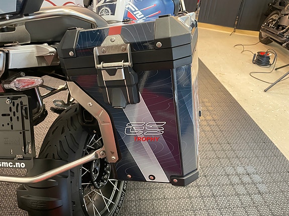 BMW R 1250 GS Adventure Trophy * LOW * AKRAPOVIC * SERVICE/GARANTI *** 17 of 30