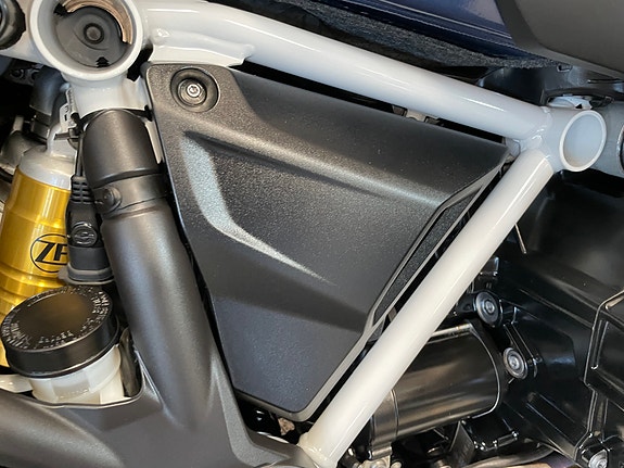 BMW R 1250 GS Adventure Trophy * LOW * AKRAPOVIC * SERVICE/GARANTI *** 26 of 30