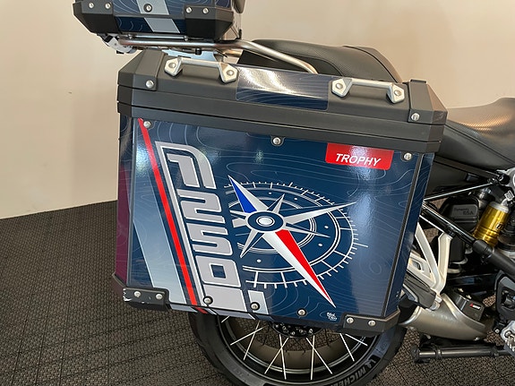 BMW R 1250 GS Adventure Trophy * LOW * AKRAPOVIC * SERVICE/GARANTI *** 18 of 30