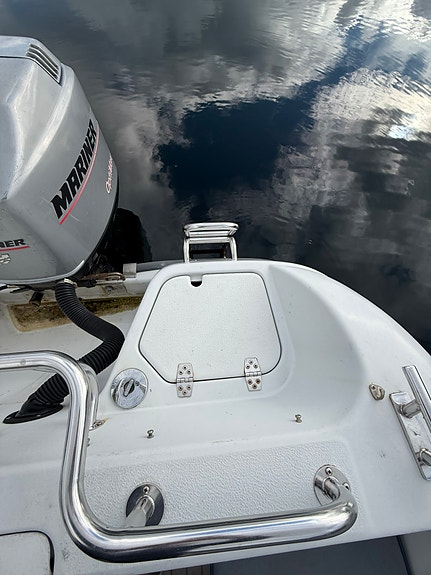 19’’ Askeladden med 135hk Mariner V6 14 of 19