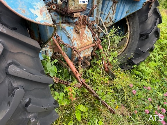 Ford 2000 2x4 traktor rep objekt 11 of 30