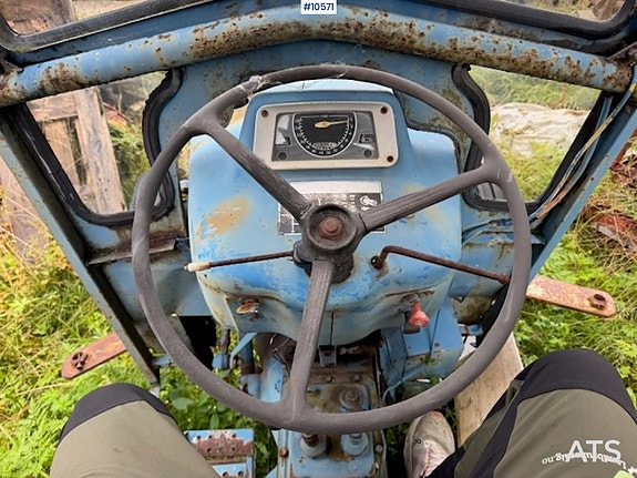 Ford 2000 2x4 traktor rep objekt 15 of 30