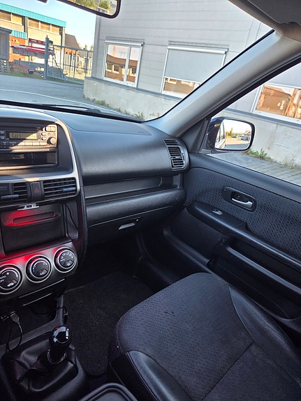 Honda CR-V 24 of 27