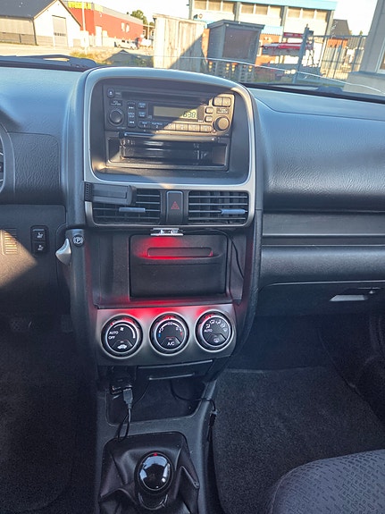 Honda CR-V 23 of 27
